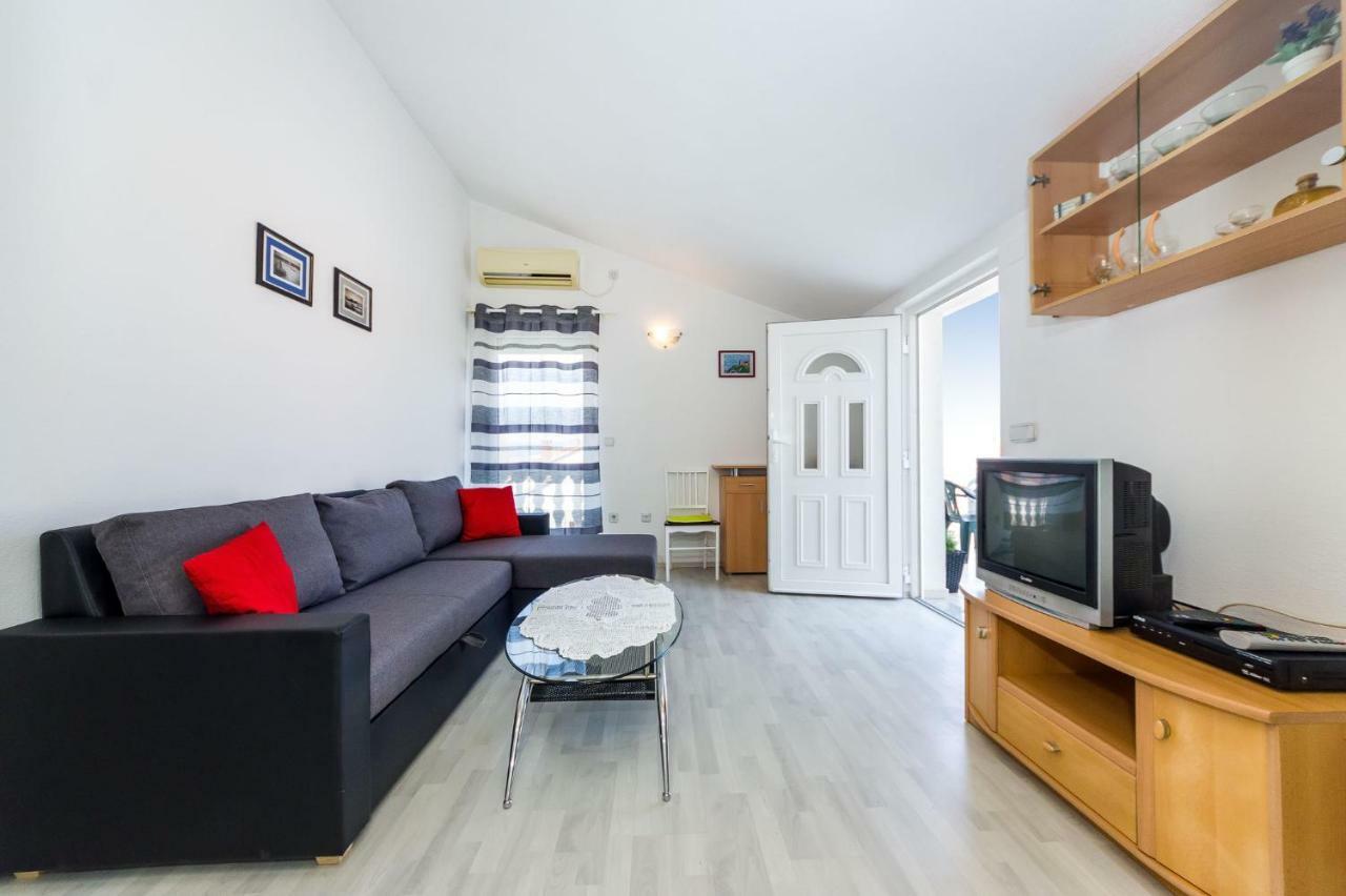 Apartment Juresko Zara Esterno foto